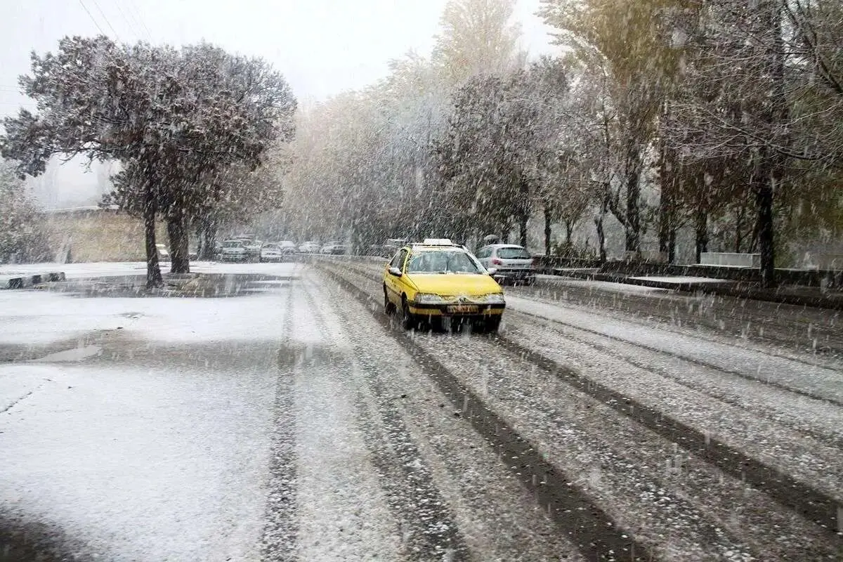 رگبار برف و باران در راه اردبیل، گیلان