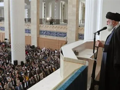 رهبر انقلاب