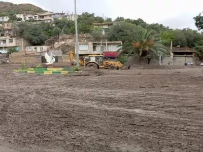 بارش باران شدید؛ ۴ شهر و ۳۰ روستای رودبار درگیر سیلاب شد