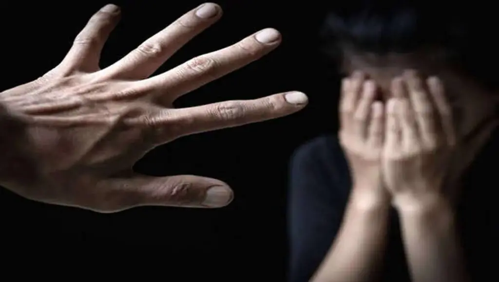 تعرض به ۹ دانش‌آموز دبستانی در شهر ری توسط معلمشان در نمازخانه