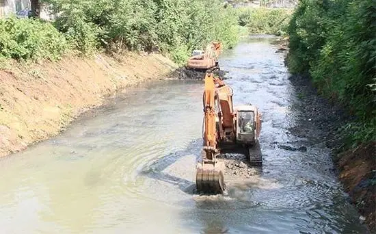 لایروبی ۸۰ درصدی ۲ رودخانه مهم رشت / شناسایی ۴۰۰ نقطه رانشی در گیلان