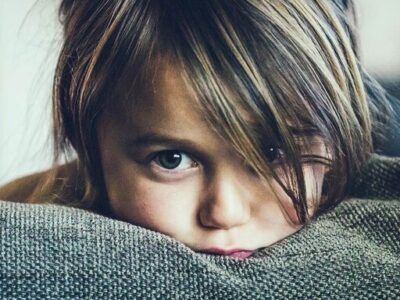 ترس از جنگ؛ با کودکان چه کنیم؟