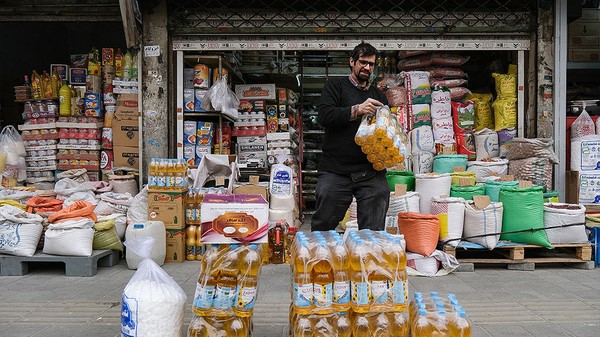 مالیات ارزش افزوده کالاهای اساسی یک درصد کاهش یافت
