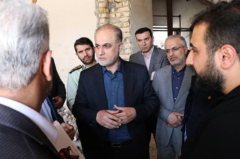 بررسی میدانی دادستان گیلان از روند بازسازی هتل ایران رشت / تاکید بر تسریع در تکمیل پروژه
