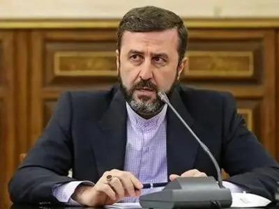 غریب‌آبادی: تمام گزینه‌ها روی میز است