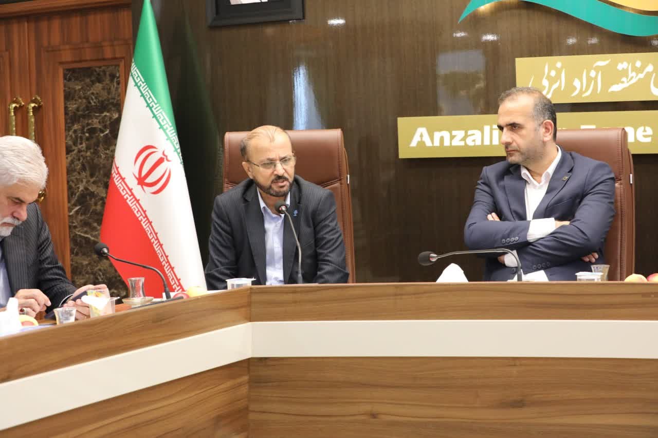 لزوم اعمال اقتدار قوانین مناطق آزاد برای جذب سرمایه‌گذار / تراز تجاری گیلان مثبت شد