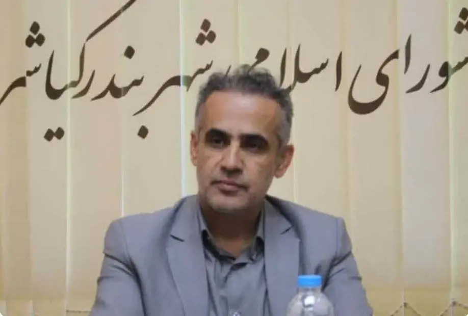 «حاتم پورباقری» برای پنجمین سال پیاپی رئیس شورای شهر بندرکیاشهر شد