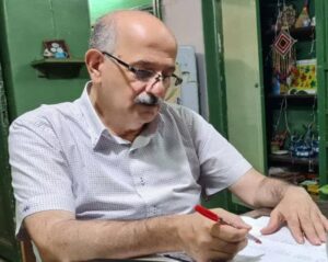 کوچه پس کوچه های"لنگرود" در محاصره ی پارک وسایط نقلیه!
