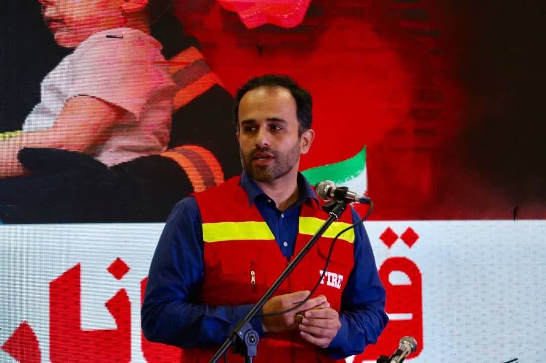 شهردار رشت: آتش‌نشانان خدمت به مردم را بالاترین اولویت خود می‌دانند