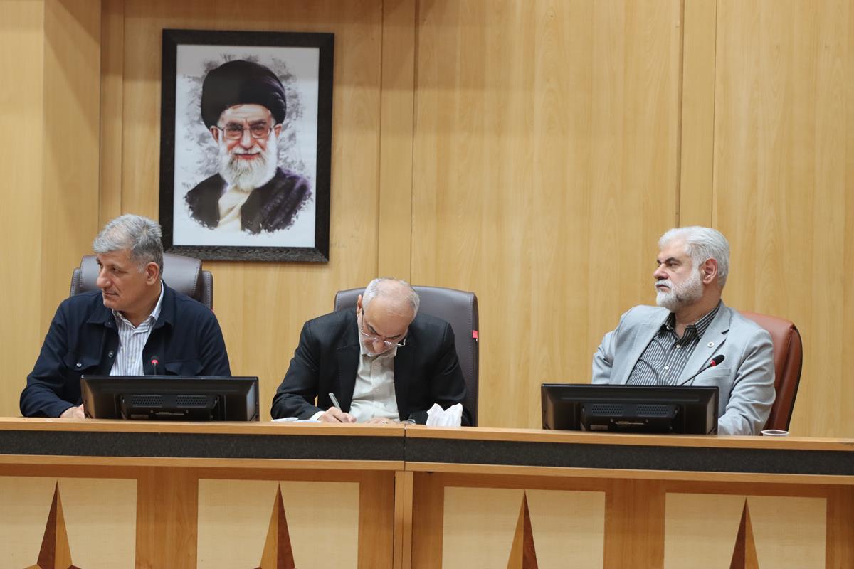 رئیس اتاق بازرگانی گیلان: سیاست‌های سختگیرانه ارزی توان صادرکنندگان را کاهش داده است