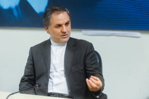 مدیرکل وزارت خارجه: پناهندگی جرم نیست و مانعی برای ورود به ایران وجود ندارد