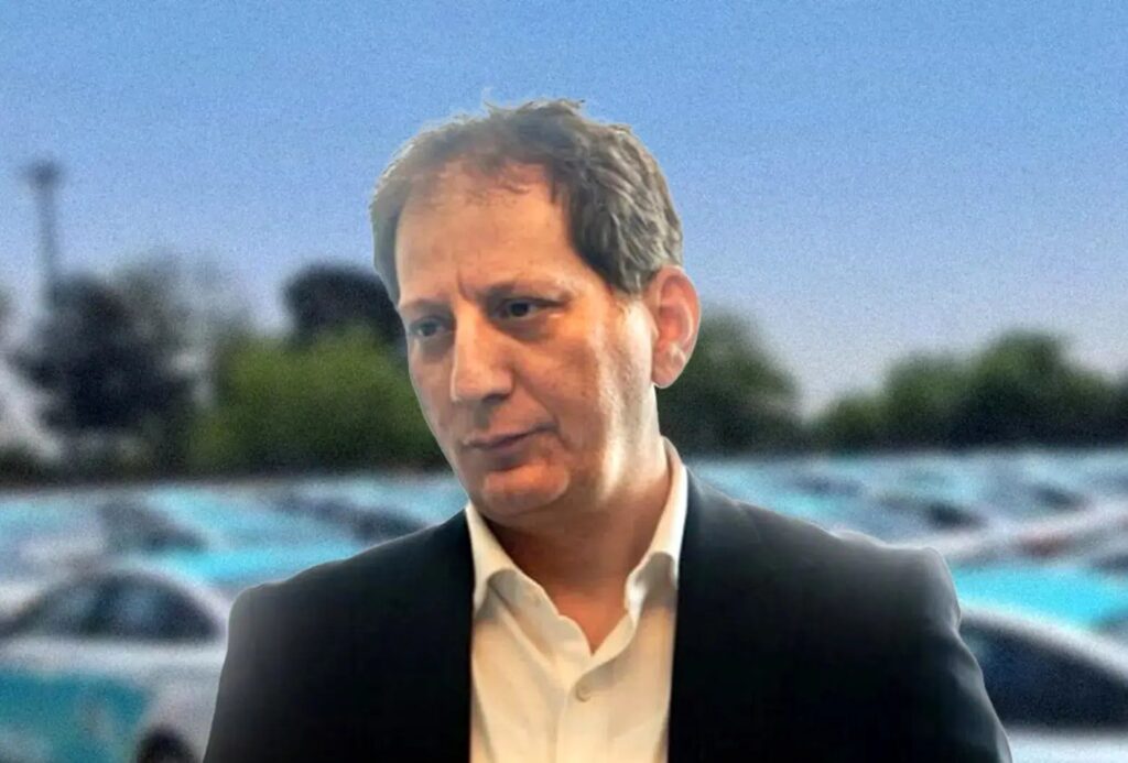 بازگشت پر سروصدای بابک زنجانی؛ از ادغام بانک آینده تا «مجسمه طلایی» بدهیها