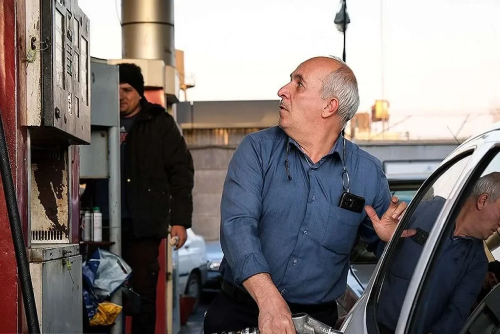 صدای پای گرانی بنزین دوباره به گوش می‌رسد؛ هشدار اقتصاددانان نسبت به شوک تورمی