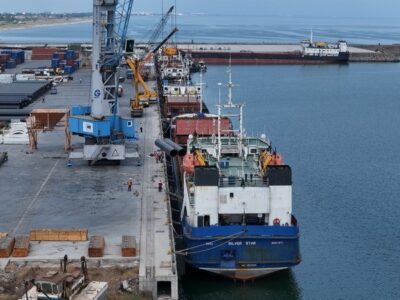 تثبیت جایگاه بندر کاسپین در دریای خزر؛ رشد ۵۶ درصدی پهلودهی کشتی‌ها