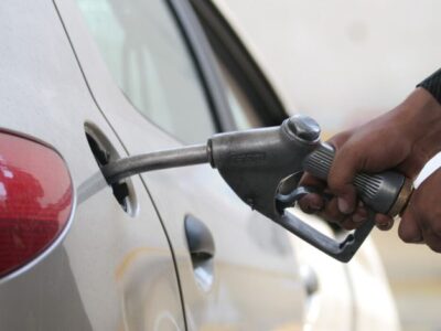 بنزین رسما گران شد / نرخ سوم بنزین از نیمه آذر اجرایی می شود