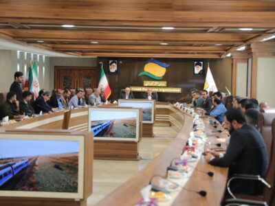 نشست مدیرعامل سازمان منطقه آزاد انزلی با سرمایه‌گذاران خارجی