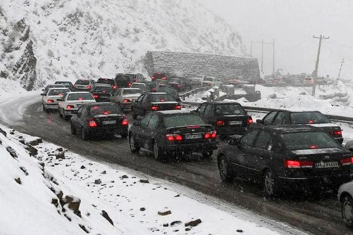 هشدار نارنجی سازمان هواشناسی؛ یخبندان و لغزندگی جاده‌ها در ۲۷ استان
