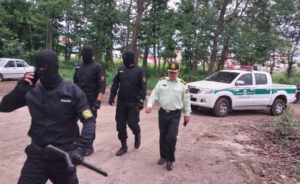 باند ۸ نفره حفاران غیرمجاز در دل کوه‌های رودبار به دام افتاد