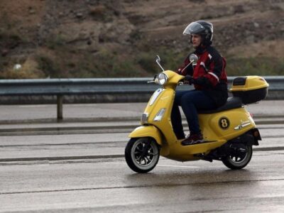 دولت چراغ سبز نشان داد؛ موتورسواری زنان یک قدم تا گواهینامه