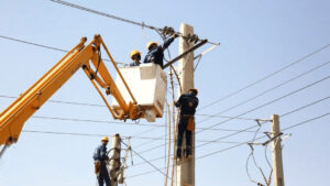 پایداری شبکه‌ها با وجود وزش باد شدید در گیلان