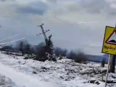 قطعی برق و آب ۴۰ روستا در منطقه سنگر استان گیلان با بارش برف