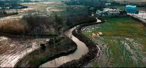 لایروبی نهر خاکی چکرجوب در رشت؛ تقویت آبرسانی به ۱۱ هزار هکتار شالیزار