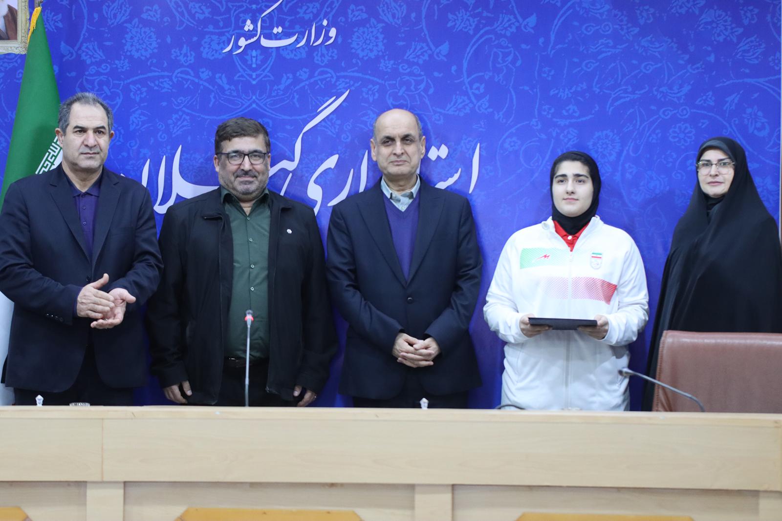 استاندار گیلان: میانگین نمرات دانش‌آموزان باید بالاتر از متوسط کشوری باشد