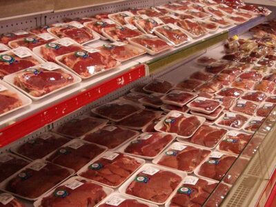 مدیرکل صمت گیلان: نیاز استان با واردات گوشت از کشورهای حاشیه دریای خزر تامین می‌شود