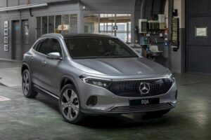 تعزیرات گیلان حکم داد؛ جریمه ۱۶۴ میلیارد ریالی برای قاچاق مرسدس‌بنز