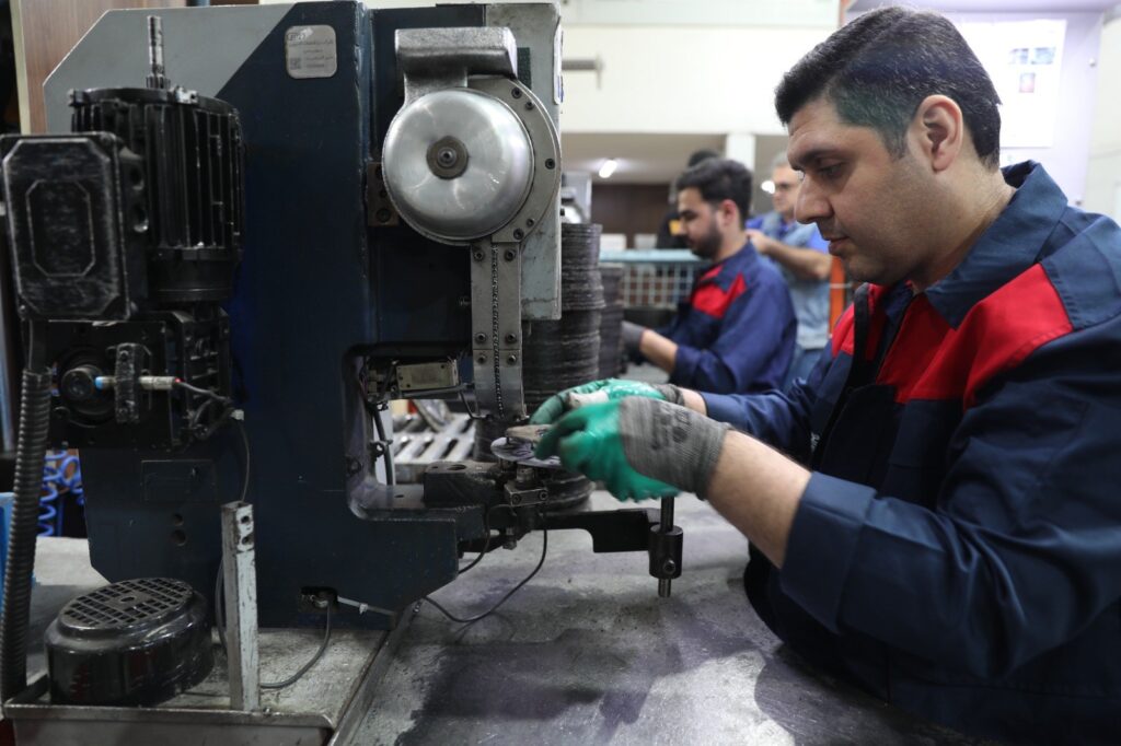 صدور ۷۲ مجوز کارخانه در گیلان؛ ایجاد بیش از ۳ هزار فرصت شغلی جدید