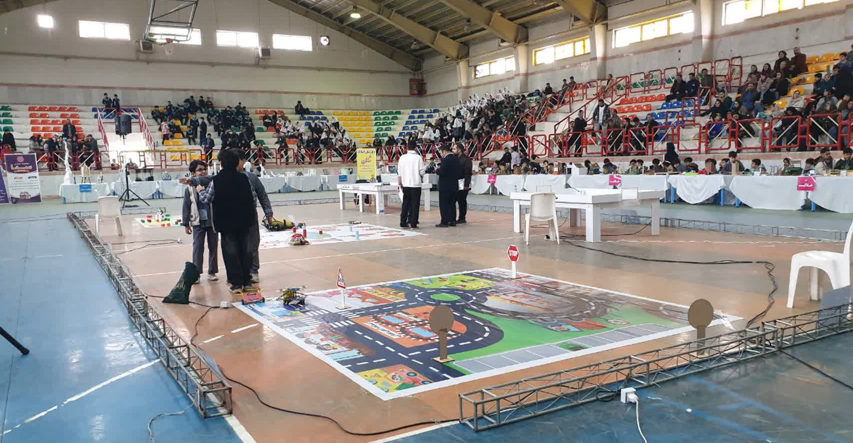 نخستین رویداد علمی رباتیک آستارا با نمایش ۲۴۰ طرح نوآورانه برگزار شد