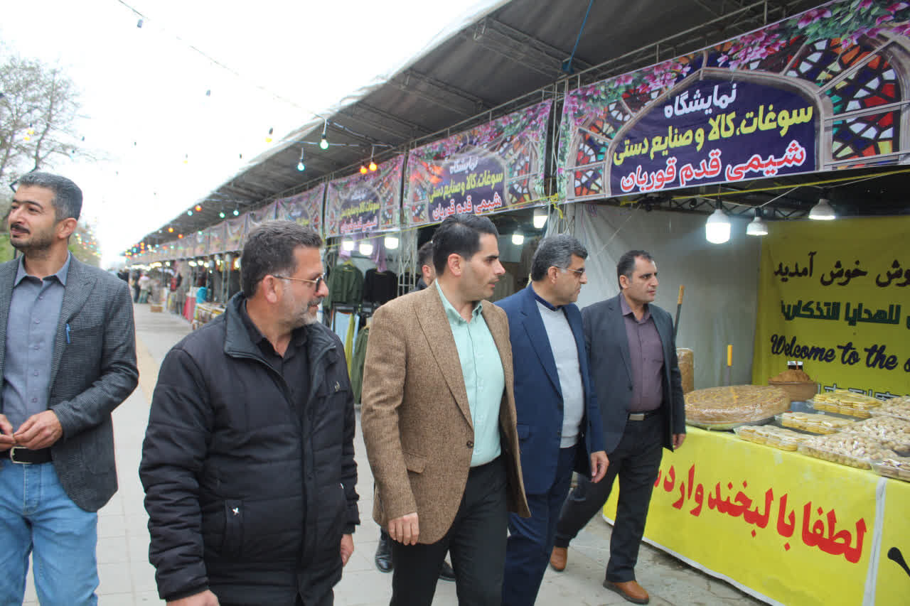 برپایی نمایشگاه اقوام ایرانی با حضور ۱۸ استان در بندرکیاشهر