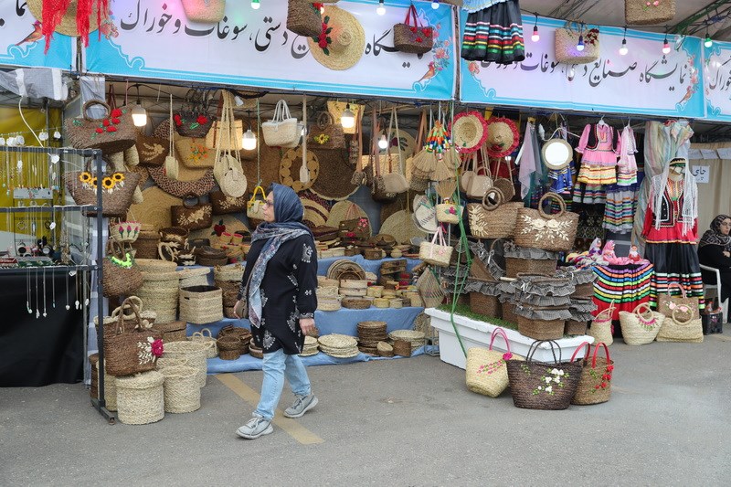 فرصتی بی‌نظیر برای آشنایی با سوغات و غذاهای گیلان در نمایشگاه نوروزی منطقه آزاد انزلی