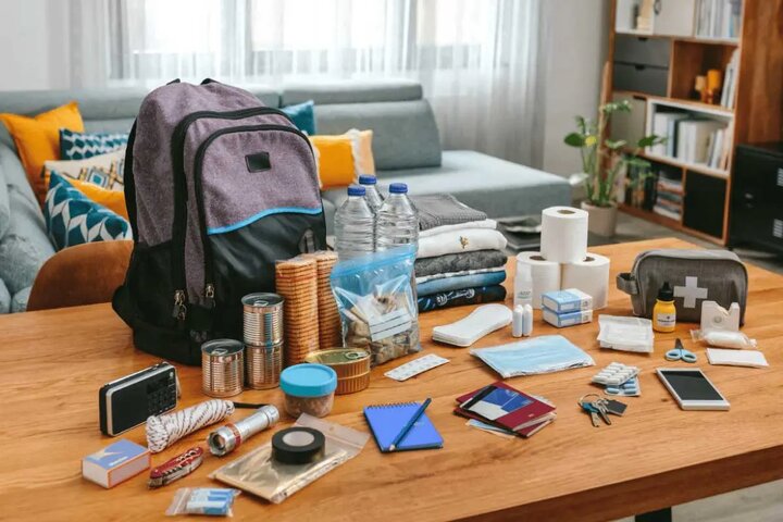 در «کوله شرایط بحران» چه چیزهایی بگذاریم؟/ راهنمای ساده برای بستن «کیف نجات»