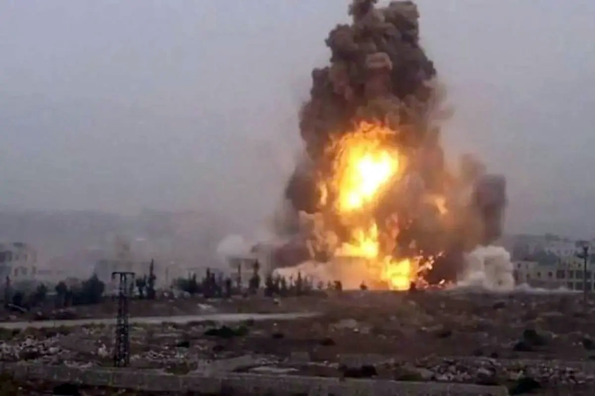 اصابت مستقیم موشک به شرکت دارویی «توفیق دارو»/ تخریب کامل واحدهای تولید مواد اولیه دارویی