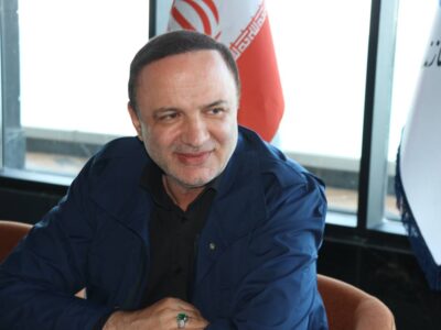 رضا مسرور از دبیری شورای‌عالی مناطق آزاد برکنار شد