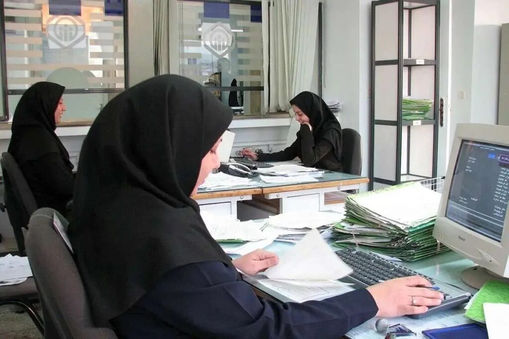 بازگشت ادارات گیلان به روال عادی از شنبه؛ مدارس همچنان مجازی