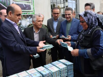 آغاز عملیات توزیع ۱۲ هزار جعبه تخم نوغان در گیلان