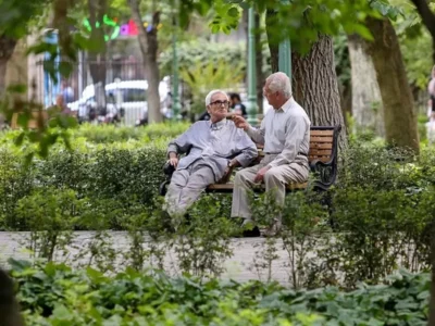 هزینه بحران را بر دوش بازنشستگان و کارگران نیندازید!