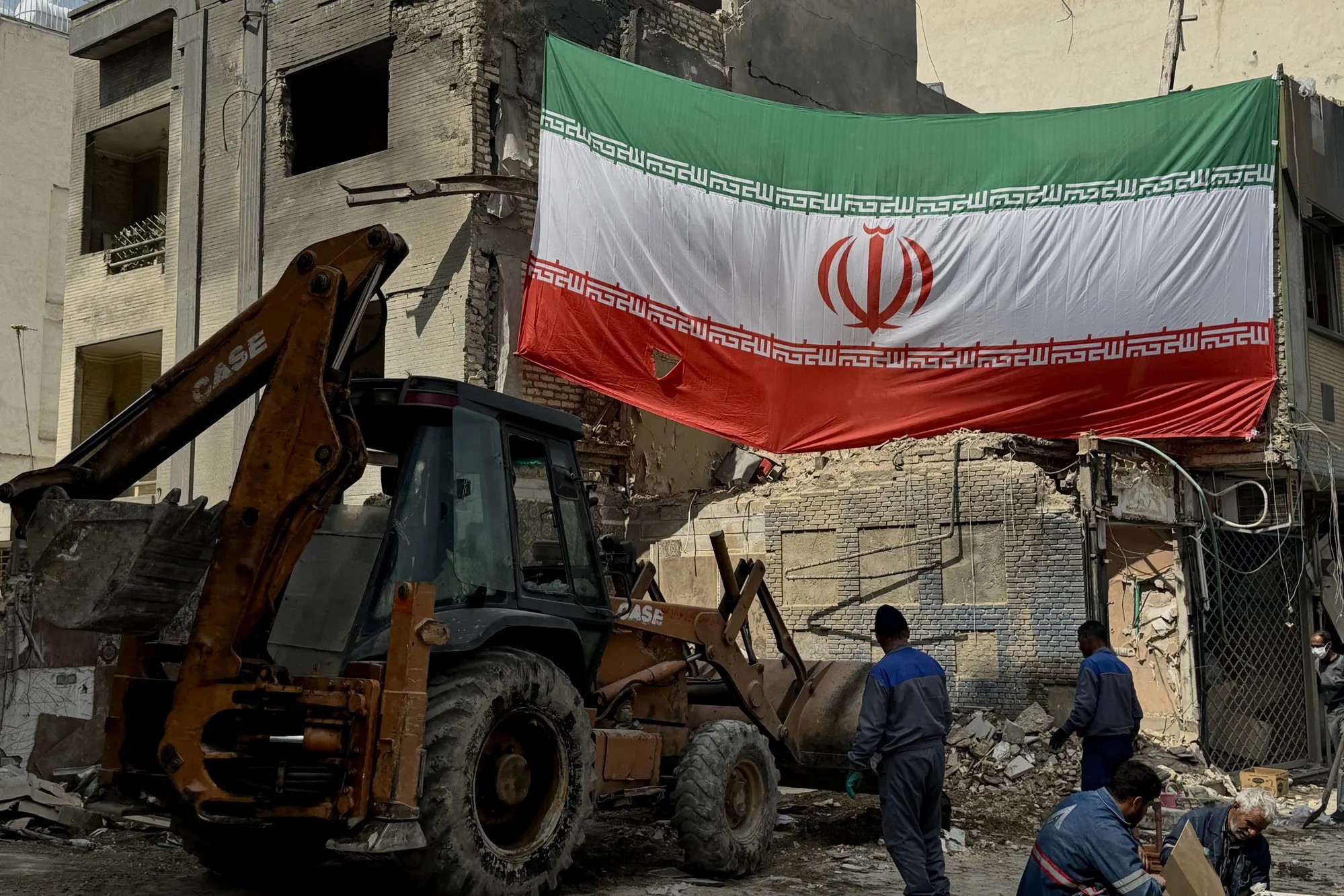 جنگ علیه ایران و بحران مشروعیت نهادهای بین‌المللی