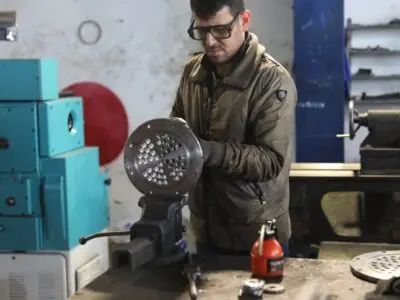 آغاز ثبت‌نام تسهیلات حفظ اشتغال برای بنگاه‌های بالای ۵۰ نفر در گیلان+جزئیات