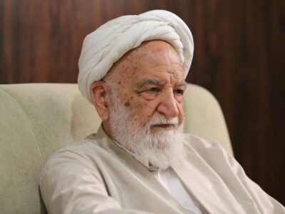 انتقاد آیت الله مسعودی خمینی از مخالفان مذاکره با آمریکا