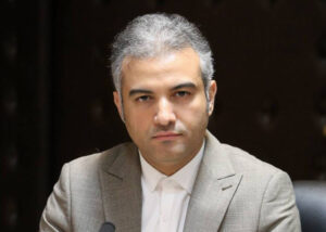 واگذاری ساختمان تاریخی به دو بانک و یک واحد تجاری باید بررسی شود