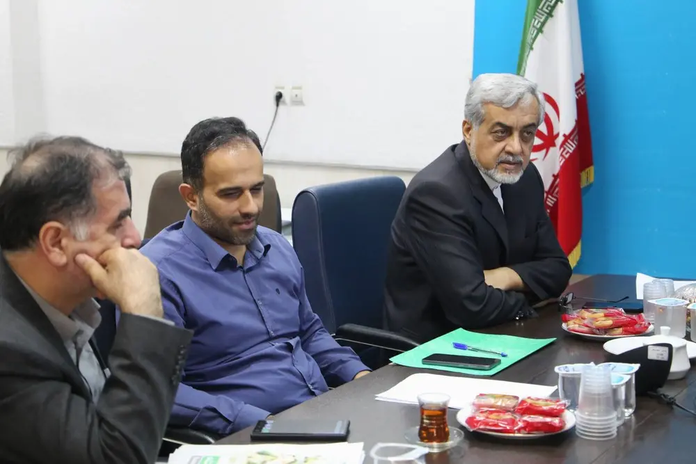 فرماندار و شهردار رشت پای مطالبات شهروندان نشستند