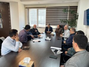 آسفالت ۲۰ کیلومتر راه روستایی و تخصیص ۲۵ کیلومتر کابل خودنگهدار در محدوده منطقه آزاد انزلی