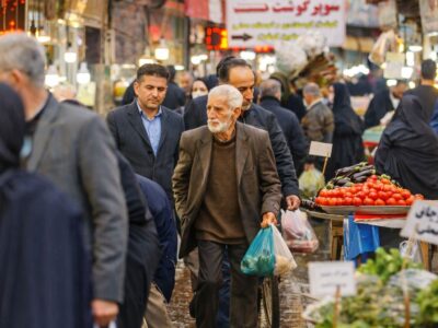 عقب‌ماندگی ۸۳ درصدی مزد از تورم؛ «گرانی بنزین» سفره‌های خالی را ذوب می‌کند!