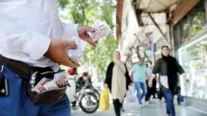 کمبود داروهای اعصاب و روان تشدید شد؛ داروهای کمیاب چگونه سر از بازار سیاه درمی‌آورند؟