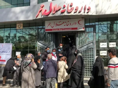 بحران دارو زیر ذره‌بین مجلس؛ یک میلیارد دلار کجا رفت که دارو گران و کمیاب شد؟