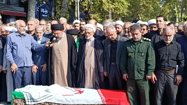 وداع مردم گیلان با آیتالله قربانی؛ پیکر نماینده پیشین ولیفقیه در لاهیجان تشییع شد
